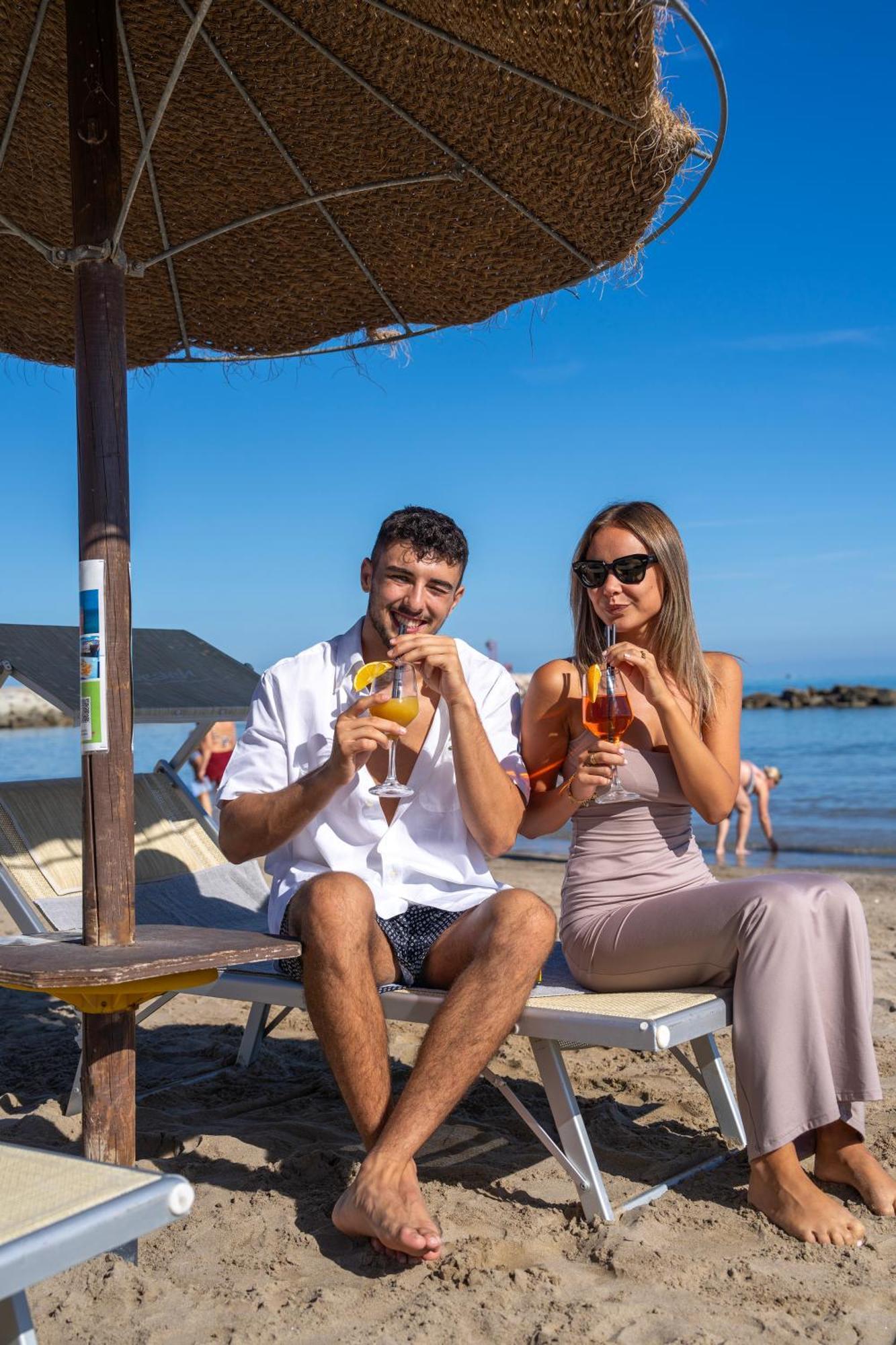 Hotel Rex Gabicce Mare Dış mekan fotoğraf